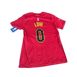 KEVIN LOVE CLEVELAND CAVALIERS YOUTH MAROON PLAYER PLAYER TEE
